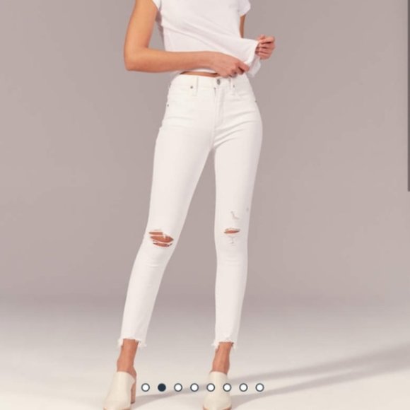 Abercrombie and Fitch White Ripped Skinny Jeans - Picture 1 of 8